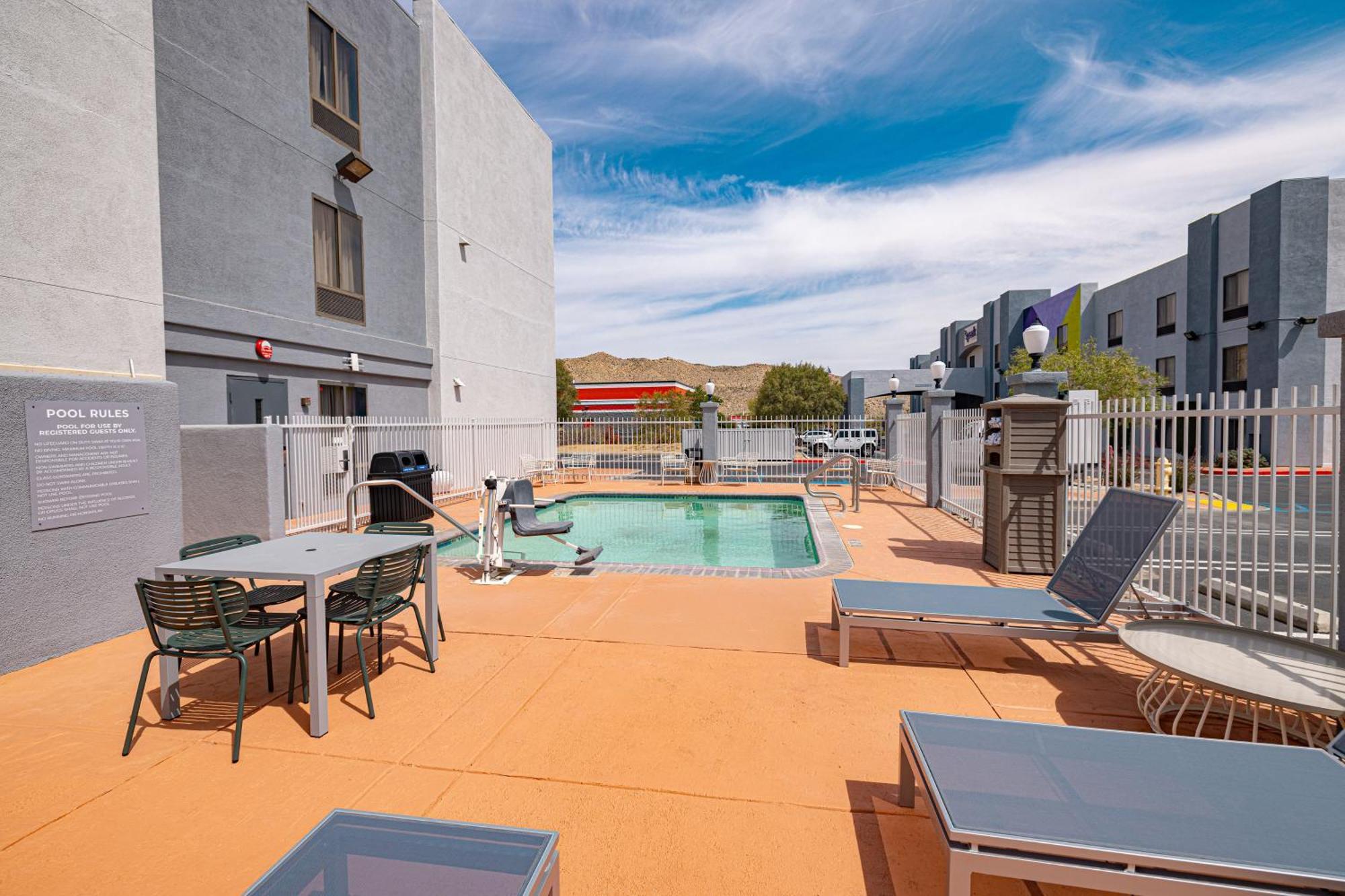 Surestay Plus Hotel By Best Western Yucca Valley Joshua Tree Exterior foto